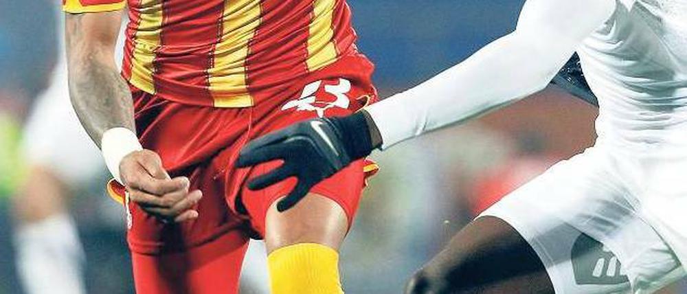 Ich hatte ihn zuerst. Ghanas Boateng ( l.) und der Amerikaner Altidore können sich nicht einigen.