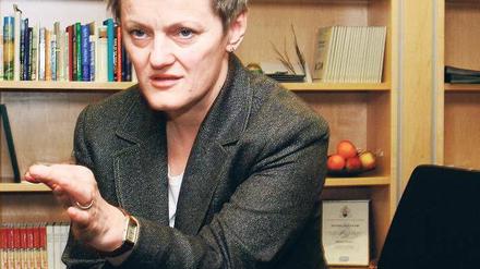 Renate Künast (54) ist seit 2005 Fraktionschefin der Grünen im Bundestag. Im Herbst soll entschieden werden, ob die Berlinerin Klaus Wowereit (SPD) herausfordert.