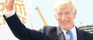 Kapitän Paulsen führt