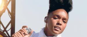 Grace-Jones-Gedächtnistolle. Janelle Monáe am Freitag bei der Modemesse Bread & Butter auf dem Flugfeld Tempelhof.