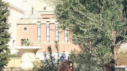 Studieren in der Sonne. Die Unis bieten für Bachelors kürzere Auslandsaufenthalte an (im Bild die Uni Genua).