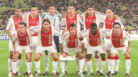 Guter Jahrgang. Aus der Ajax-Jugend sind de Jong (hinten, 1. v. l.), Heitinga (3. v. r.), Sneijder (vorne, 1. v. l.) und van de Vaart (3. v. r.) im WM-Finale mit Holland dabei.
