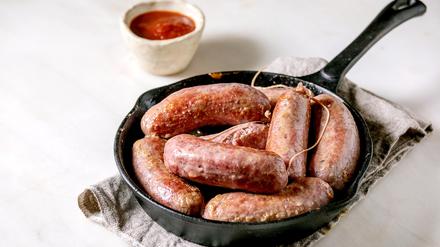 Lässt sich wie Bratwurst brutzeln, passt aber auch zu Pizza, Pasta und Risotto: Salsiccia.