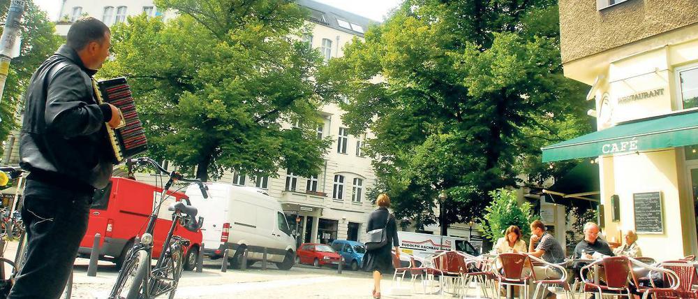 An der Leonhardtstraße zwischen dem Amtsgerichtsplatz und dem Stuttgarter Platz, genannt Stutti, zeigt sich der Westen von seiner angenehmsten Seite.
