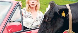 Weiblich, ledig, Ende 30, sucht. Die Kölner Kommissarin Sophie Haas (Caroline Peters) hat es auf die Polizeiwache in einem Eifel-Nest verschlagen. Dort hängen auch mal tote Physiker am Sternenteleskop, in der Hauptsache besteht die Arbeit der toughen Ermittlerin aber darin, ihr Privatleben vor allzu neugierigen Nachbarn und Kollegen zu schützen. Foto: WDR