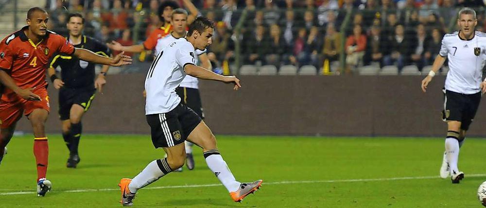 Weiter wichtig: Miroslav Klose macht das Tor gegen Belgien.