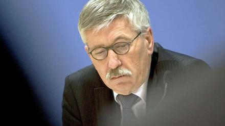 Thilo Sarrazin teilt aus und muss einstecken.