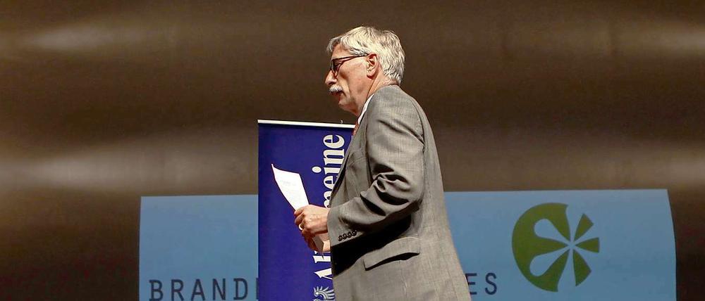 Bundesbank-Vorstand Thilo Sarrazin stellt in Potsdam im Nikolaisaal sein Buch vor, als seine überraschende Entscheidung bekannt wird.