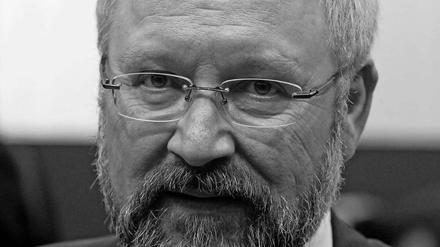 Der Autor ist Politikwissenschaftler an der Humboldt Universität. Der Text ist seinem jüngsten Buch entnommen, das am 17. September erscheint: „Mitte und Maß. Der Kampf um die richtige Ordnung“ (Rowohlt Berlin, 19,95 Euro).