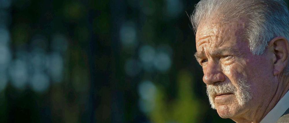 US-Pastor Jones hat die zum 11. September geplante Koran-Verbrennung ausgesetzt.