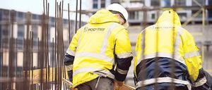 Arbeiter des Essener Baukonzern Hochtief.