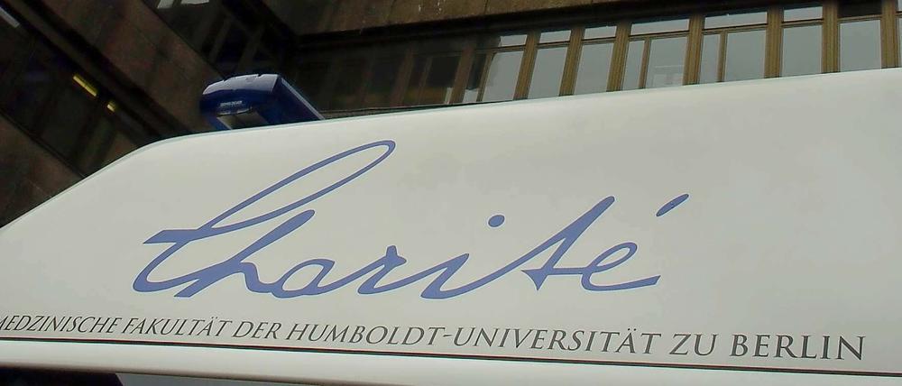 Der Vorstand der Charité will das marode Bettenhochhaus sanieren lassen.