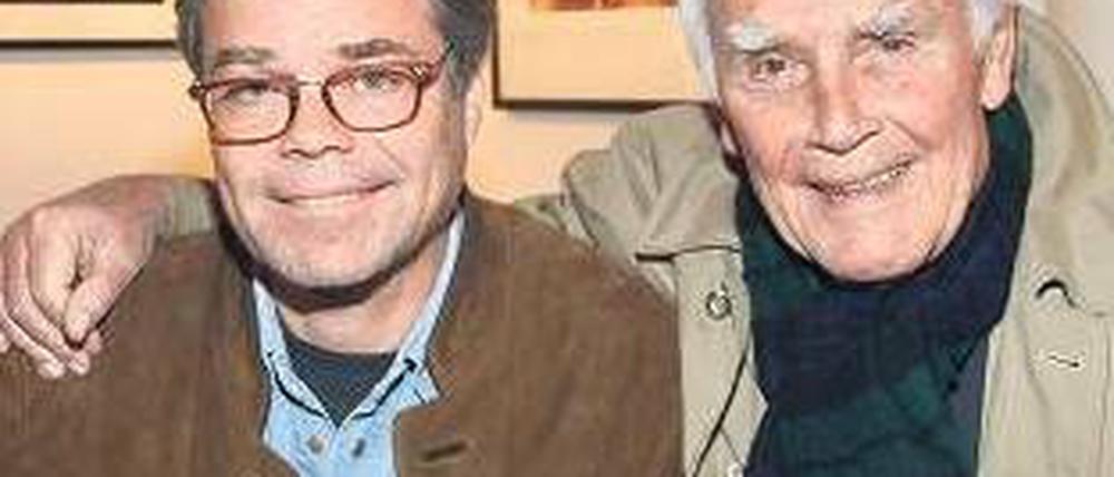 Thomas Fuchsberger mit Vater Joachim Fuchsberger 2008 in München. Foto: dpa