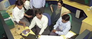 Indische Software-Experten in einer Niederlassung der Softwarefirma SAP.