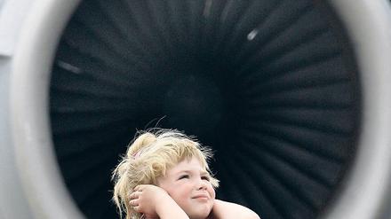 Angst vor der Düse. In Berlin und Brandenburg fürchten sich die Anwohner vor dem Lärm der startenden und landenen Maschinen. 