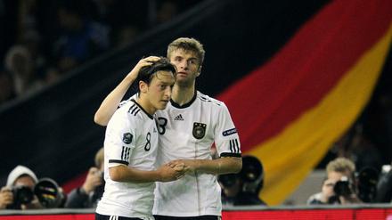 Mesut Özil freute sich nach seinem Tor gegen die Türkei auf die stille Art.