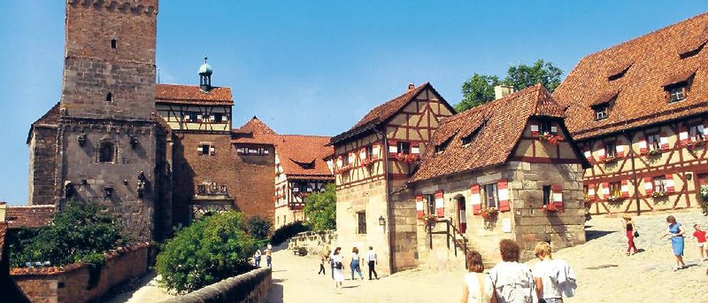 Das Wahrzeichen von Nürnberg: In der Kaiserburg erwartet Besucher heute ein Museum, in dem es um die Baugeschichte der Anlage geht. Foto: Congress- und Tourismus-Zentrale Nürnberg