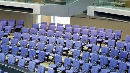 Haus ohne Hüter. Bundestagsbesucher vermissen ihre Repräsentanten.