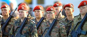 Ein ineffizientes Verteidigungsministerium bringt Menschenleben in Gefahr.