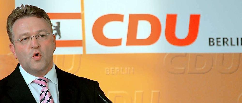 Der Konkurrent - CDU-Landeschef Frank Henkel zieht wahrscheinlich als Spitzenkandidat seiner Partei in den Wahlkampf.