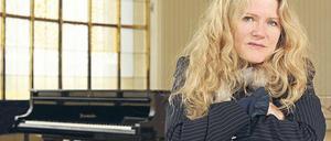 Besuch aus Brooklyn. Das Konzert beginnt am heutigen Montag um 20.30 Uhr in der Bismarckstraße 110 (Karten 15-53 Euro). Infos unter www.staatsoper-berlin.org.