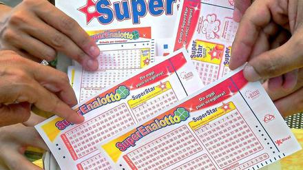 Der Super-Jackpot schrumpft zum „normalen“ Gewinn. (Archivbild)
