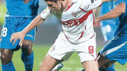 Schwungvoll in Europa. Marica (Mitte) und sein VfB überzeugten in Getafe. Foto: dpa