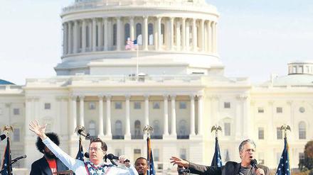 Stunde der Komödianten: Stephen Colbert (li.) und Jon Stewart. 