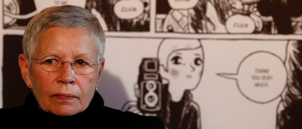 Stilikone: Astrid Kirchherr beim Pressegespräch mit Arne Bellstorf.