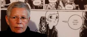 Stilikone: Astrid Kirchherr beim Pressegespräch mit Arne Bellstorf.