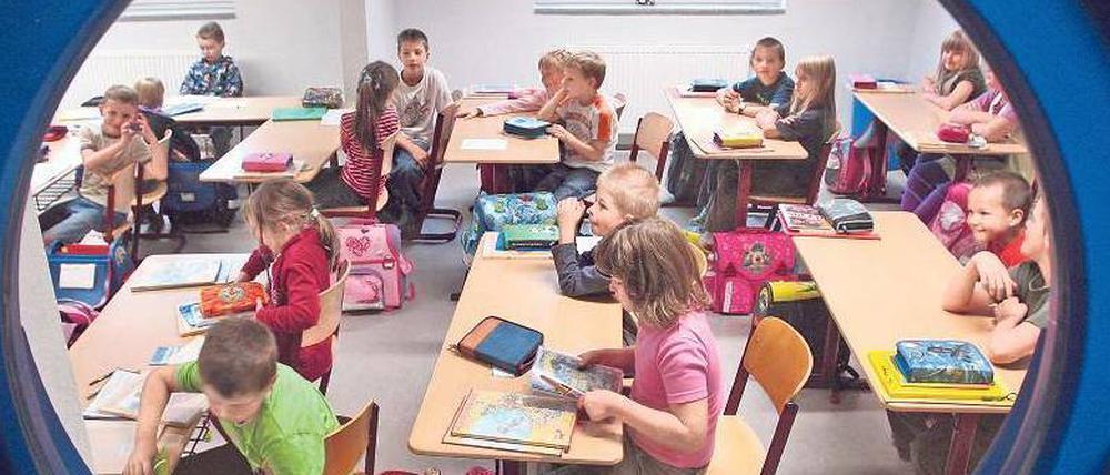 Fehlender Durchblick. Bund und Länder konnten sich auf mehreren "Bildungsgipfeln" nicht darüber einigen, woher zusätzliche Milliarden für die Bildung kommen sollen. 