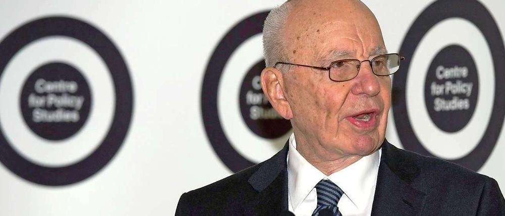 Ein Greis als als Visionär? Rupert Murdoch führt die Bezahlschranke für User seiner Konzernangebote ein. 