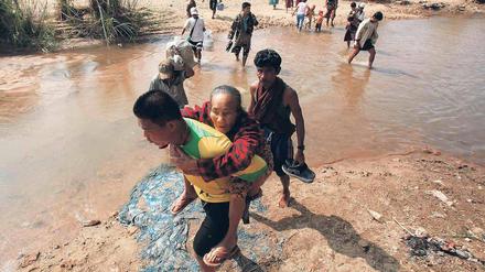 Mehr als 10 000 Menschen flohen vor den Kämpfen von Birma nach Thailand. Foto: rtr