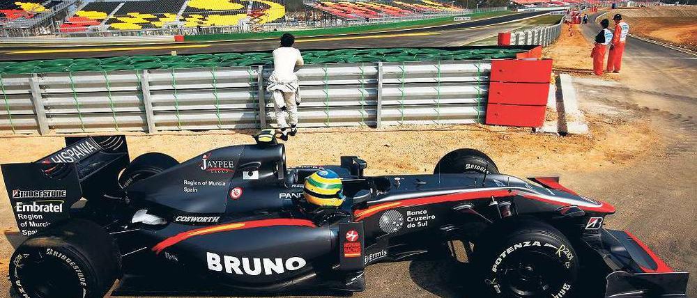 Ja, wo fahren sie denn? Bruno Senna sah in dieser Saison deutlich besser aus, wenn er nicht in seinem widerspenstigen HRT saß. Foto: dpa
