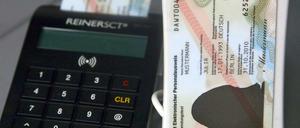 Nicht ganz sicher: Der neue elektronische Personalausweis.