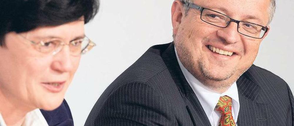 Verliert eine Stütze. Regierungschefin Lieberknecht mit Minister Huber.