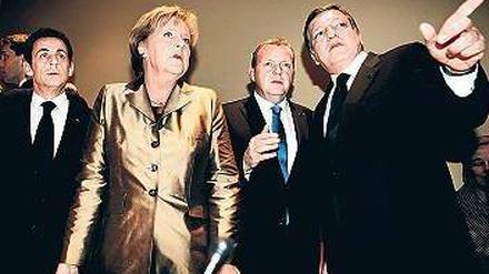 Uneinig. Staatslenker und EU-Kommissionspräsident im Dezember 2009.