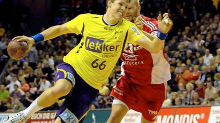 Die Füchse um Sven-Sören Christophersen (links) konnten im Spiel gegen Friesenheim die Niederlage gerade noch abwenden. 