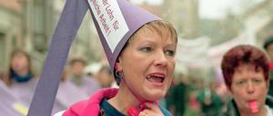 Die Forderung "Gleicher Lohn für gleiche Arbeit" ist nicht neu - aber noch immer aktuell.