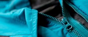 In der Stadt braucht man keine Jacke wie Reinhold Messner sie bei Expeditionen trägt.