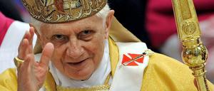 "In begründeten Einzelfällen" sei die Benutzung von Kondomen erlaubt, so der Papst.
