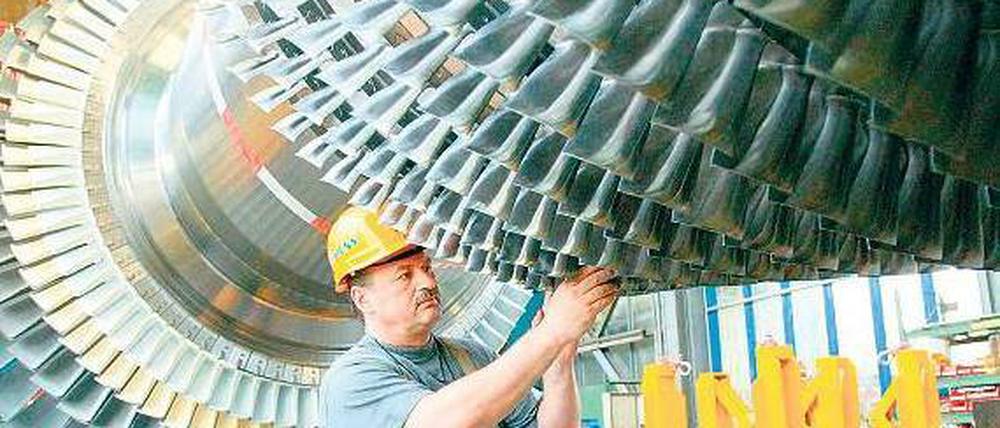 Aufschwung. Die Fabriken von Siemens in der Hauptstadt – hier das Gasturbinenwerk – sind wieder voll ausgelastet. 90 Prozent ihrer Produkte werden exportiert. Foto: Vario