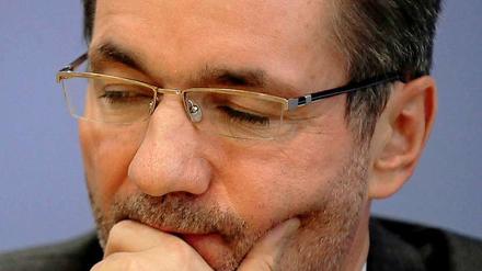 Die Luft um Matthias Platzeck wird dünner.