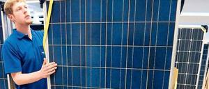 Viel Kapazität. In der Fertigungslinie von Solon in Greifswald können täglich rund 3600 Module produziert werden.