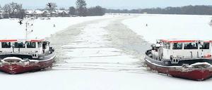 Schollenknacker. Die Eisbrecher des Wasser- und Schifffahrtsamtes sind bei Schwedt im Dauereinsatz.