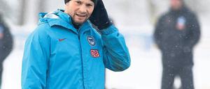 Kühler Abschied. Pal Dardai wird bei Herthas Profis nicht mehr gebraucht. Foto: Winter