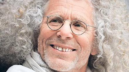 Für Rainer Langhans, 70, ist das „Dschungelcamp“ die Fortsetzung der Kommune mit anderen Mitteln. Die Frage ist nur, was sollen die fünf Frauen seiner derzeitigen Lebensgemeinschaft in München in den zwei Wochen ohne ihn machen? Foto: pa/dpa
