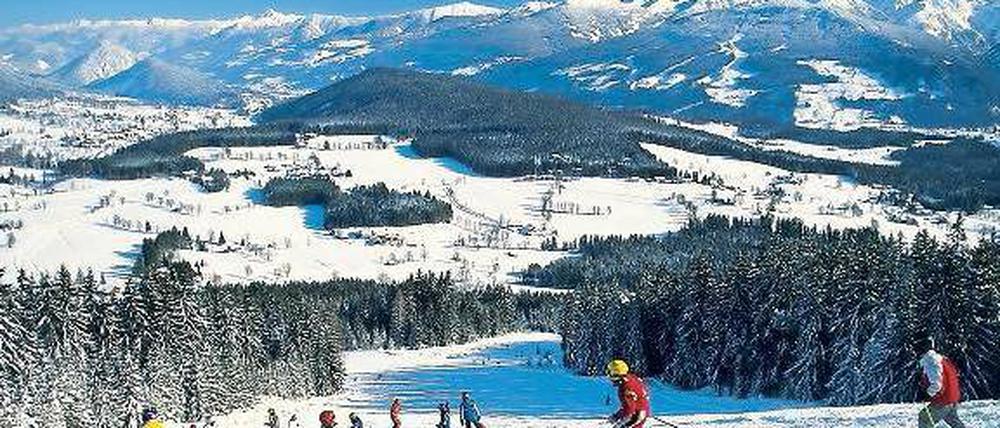 Klare Sicht. Viele Unfälle auf der Piste passieren wegen Seh- und Wahrnehmungsfehlern. Hier kann eine Skibrille helfen. Foto: dpa-tmn