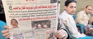 Ägyptische Tageszeitungen veröffentlichen ein Bild des mutmaßlichen Attentäters, dessen Gesicht rekonstruiert wurde. Foto: Katharina Eglau