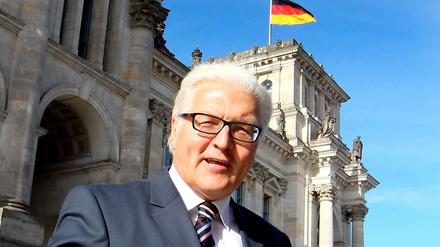 Steinmeier misstraut der Führung der Linken in Sachen Kommunismus.